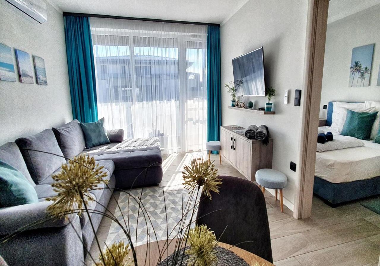 Marina By Dora Apartment *